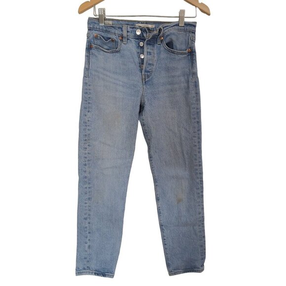 Levis Premium Wedgie Jeans Womens 27 Blue Light Wash Button Fly Tapered Leg - Picture 1 of 11